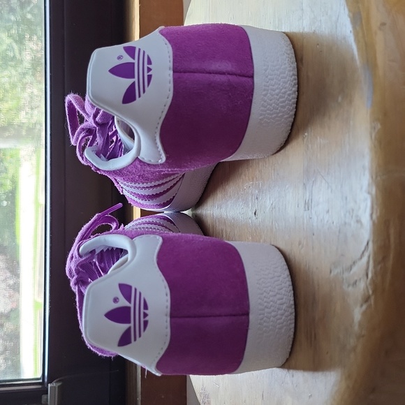 Adidas Gazelles Shock Purple size 5 women's - Picture 6 of 8
